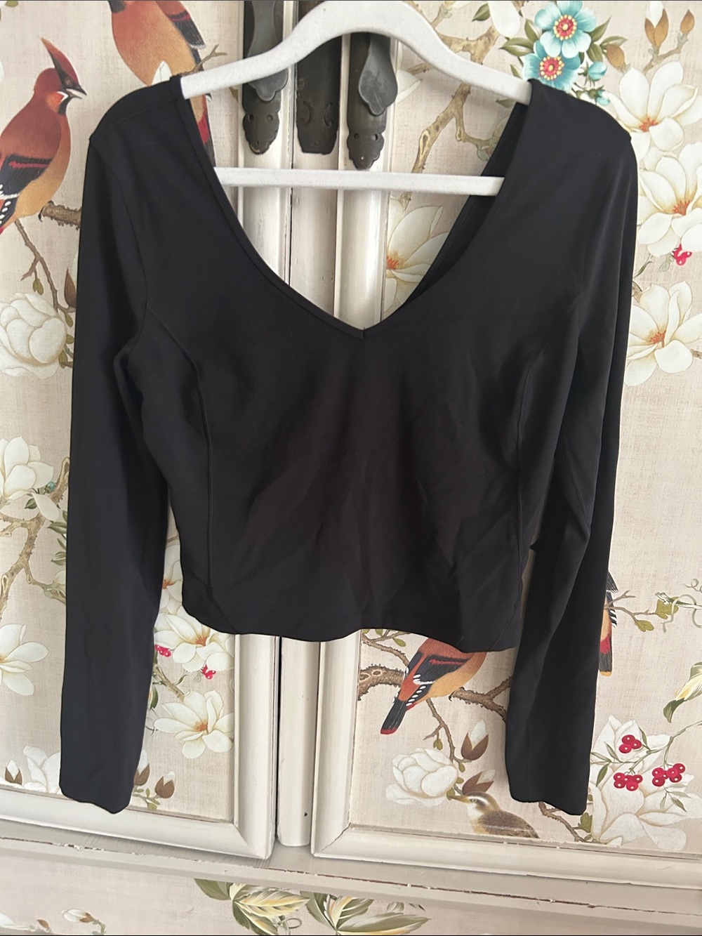 lululemon athletica Black V-Neck Long Sleeve Crop Top